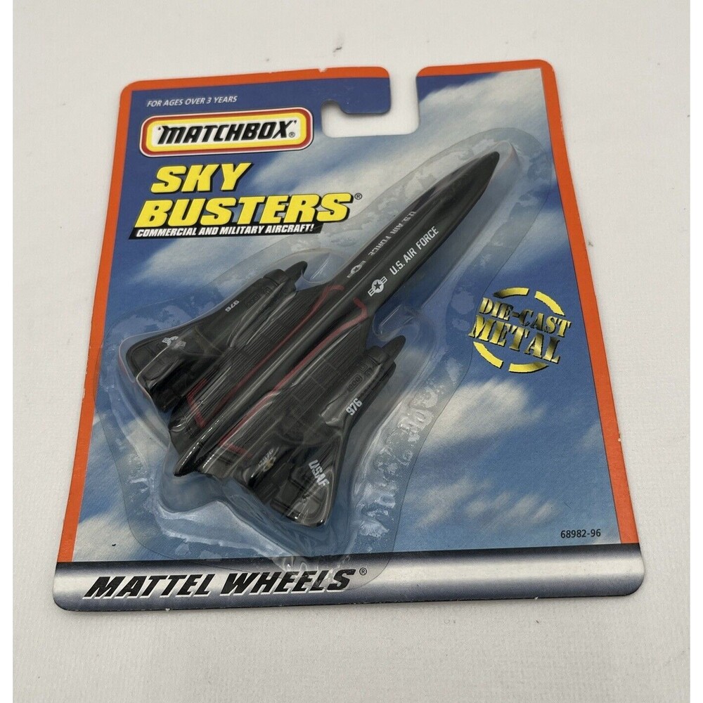 New Matchbox Sky Busters Airforce 976 SR71 Blackbird Plane Die-Cast 68982-96